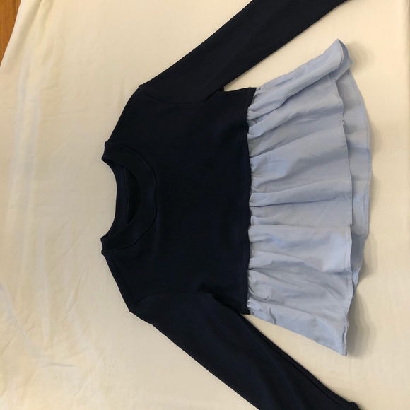 Blue Top Size Medium - Picture 3 of 5